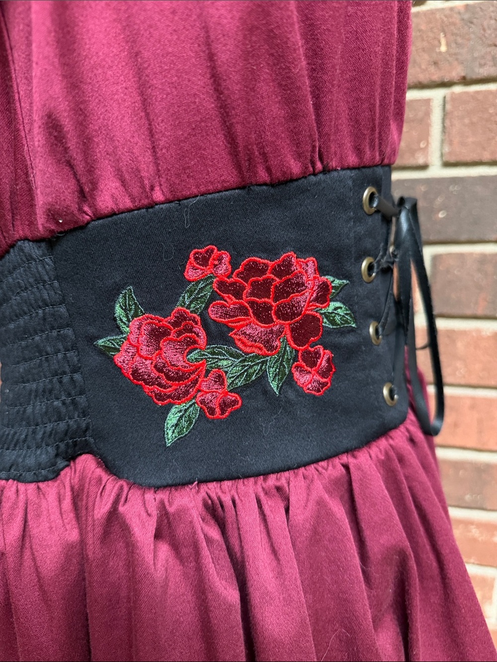 The Dress Shop Disney Pirates of the Caribbean Pirate Red Lace-up Dress Size S - Picture 4 of 13